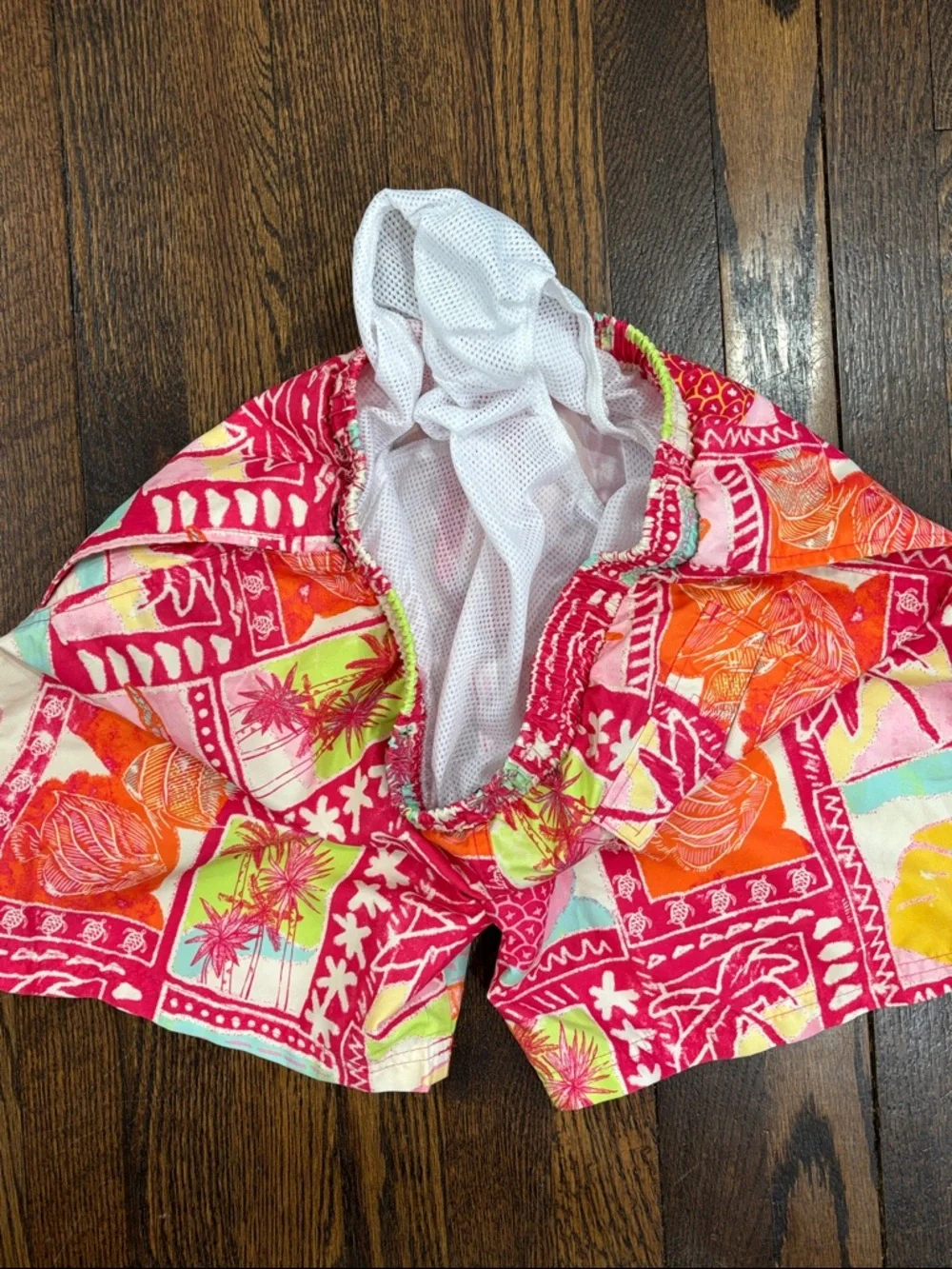 Club Room Men's Tropical Print Swim Shorts size S